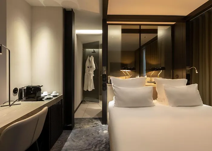 Royal Bridges Hotel 4*