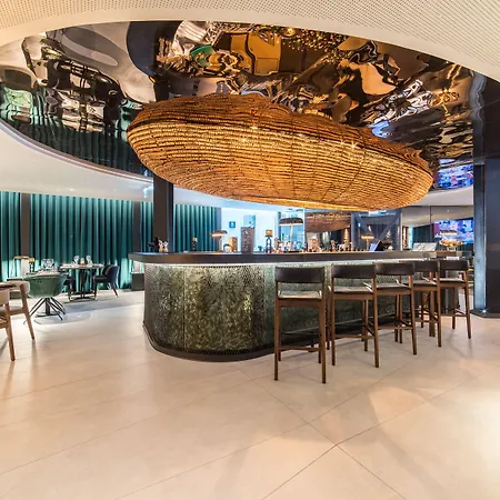 Ξενοδοχείο Royal Bridges