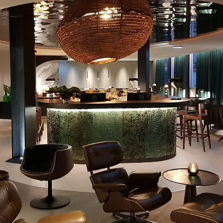 Hotell Royal Bridges 4*