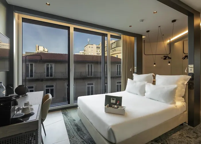 Hotel Royal Bridges 4*