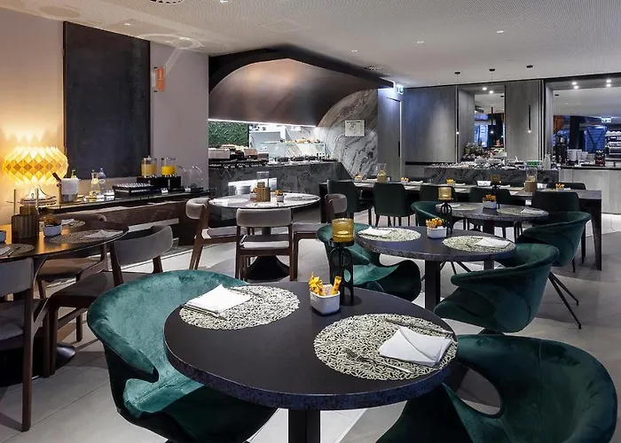 Hotel Royal Bridges 4*