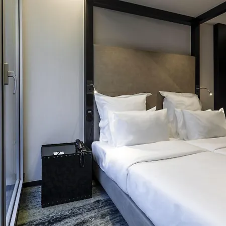 Royal Bridges 4* Porto