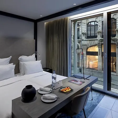 호텔 Royal Bridges 4*