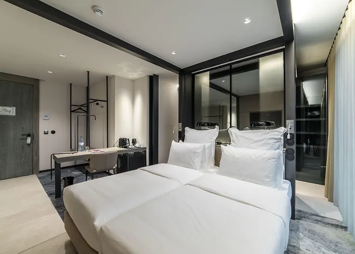 Hotel Royal Bridges Oporto